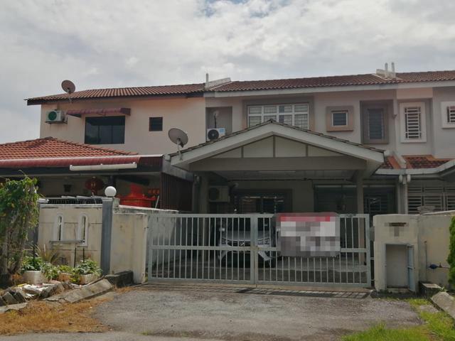Extended Mahagoni Tamu Hill Park Batang Kali 2sty terrace house