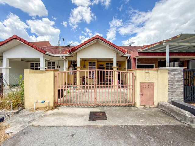 EXTENDED Single Storey Taman Dato Demang Equine Park Seri Kembangan