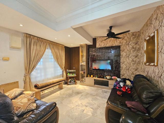 EXTENSIVE RENO EXTENDED KITCH GATED Putra Bistari Putra Heights