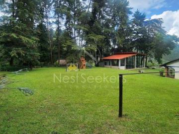 EXTENSO TERRENO EN VENTA EN VALLE DE BRAVO CON AGRADABLES PAISAJES