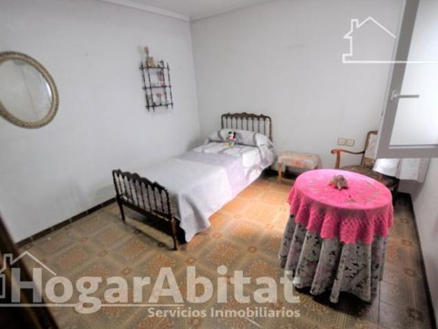EXTERIOR Y MUY ACOGEDOR CON BALCÓN