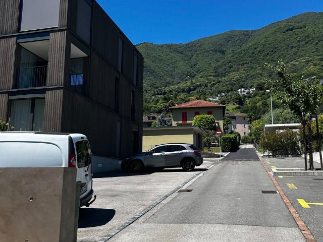 Exterior parking for rent in Minusio | dreamo. Ch