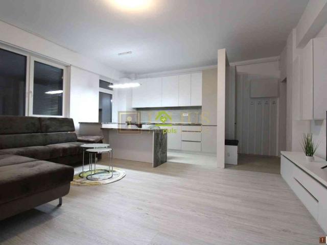 Exterior sud Braytim. Parter cu terasa proprie  loc parcare inclus