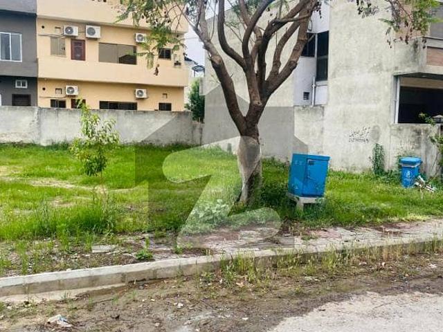 Extra Front 10 Marla Corner Plot for Sale Block O, Gulberg Residencia Islamabad