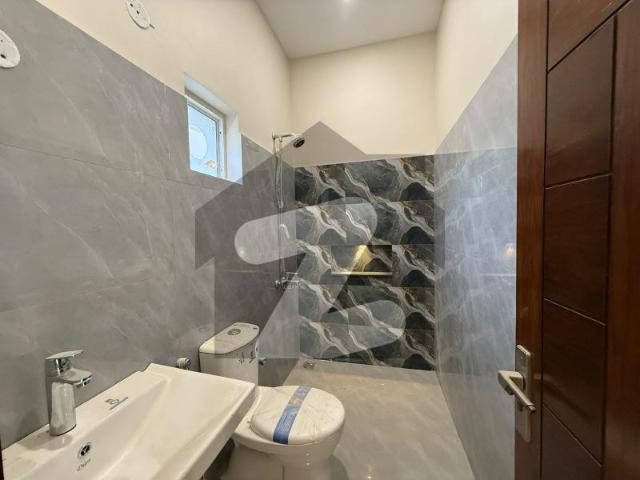 Extra Land Bungalow Available For Sale 120 Sq. Yards 133 Sq. Yards Block D Naya Nazimabad
