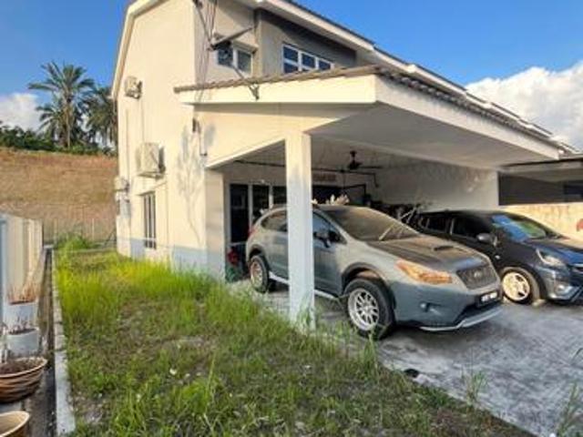 EXTRA LAND Double Storey Iringan Bayu Mekary Mambau Seremban
