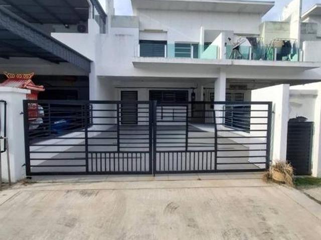 Extra land Double storey terrace taman hijayu 3D Bandar sri sendayan