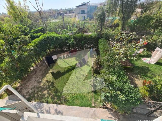 Extra Land House For Sale In Maraglla Town Islamabad Margalla Town
