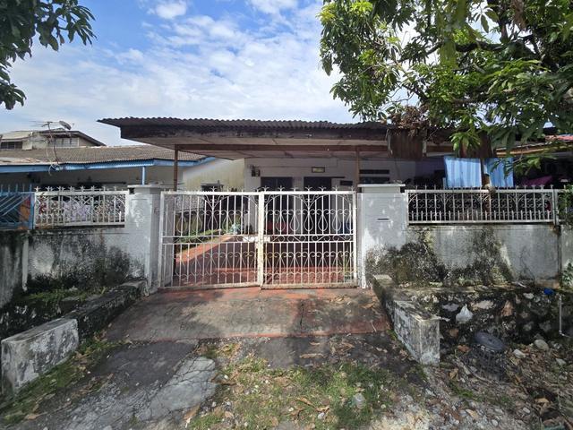 EXTRA LAND Single Storey Terrace House Taman Desa Jaya Kepong