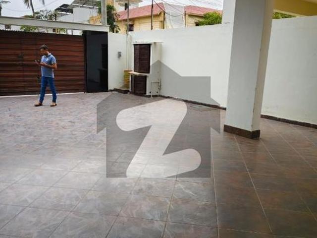 Extra Ordinary 500 SQ YARD House Available For Rent DHA Phase 5