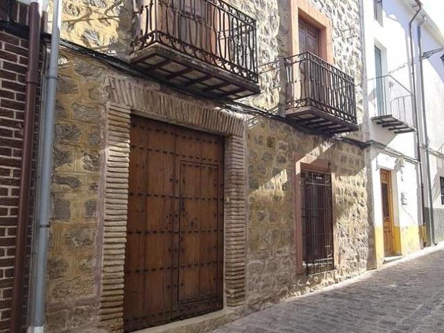 Extraordinaria Casa Señorial para reformar en Villacarrillo. Calle Del Carmen