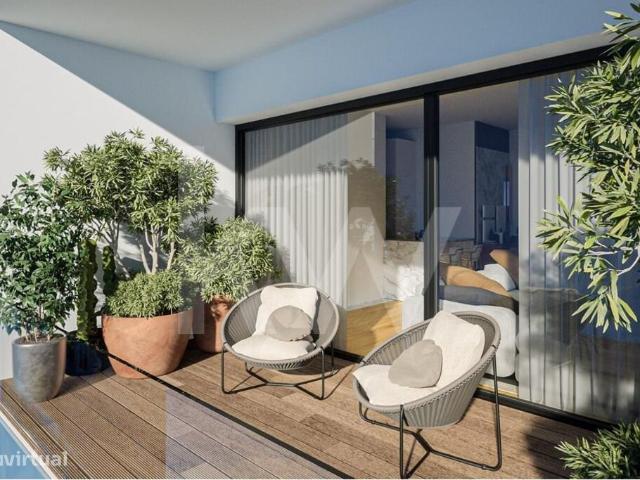 EXTRAORDINRIO APARTAMENTO T3, VARANDA 7.20 m2, LUGAR DE GARAGEM PARA