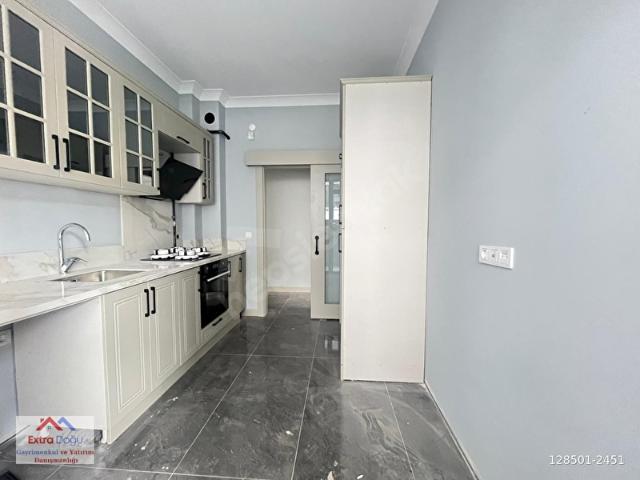 EXTRAİNCESU CAD.ÜZERİ KIZILAY 5DK SATILIK 1+12+1 DAİRELER