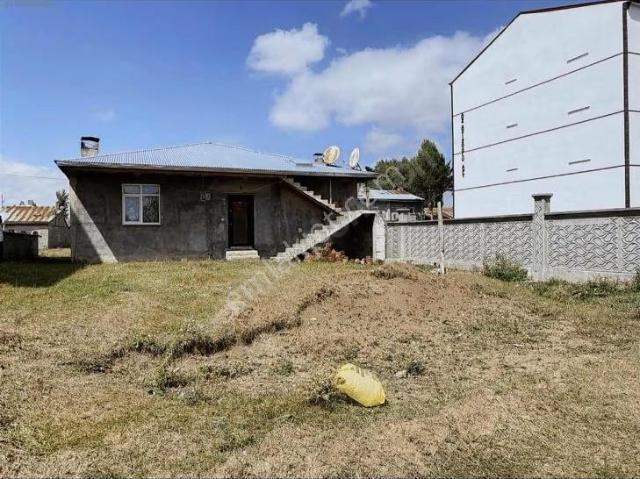 Şeyma Emlaktan Kiralık Alpaslan Mahalesinde 3+1müstakil Ev