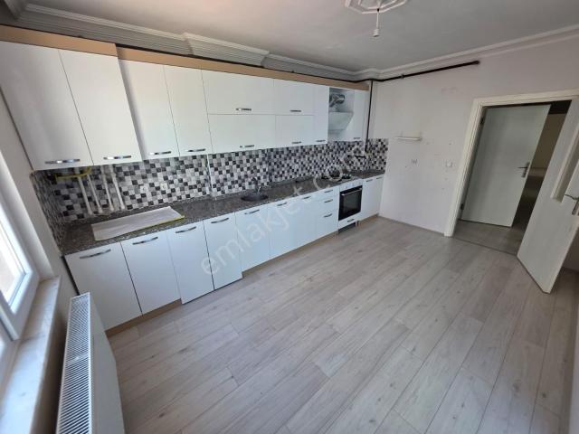 Eymen Yapı ikbal Işıkları Altında Satılık 3+1 Daire