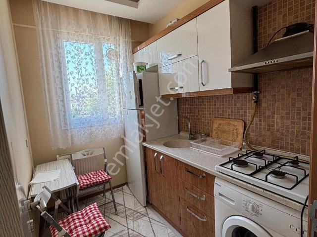 Eymen Emlaktan Myo Okulu Civarı Eşyalı Kiralık Daire