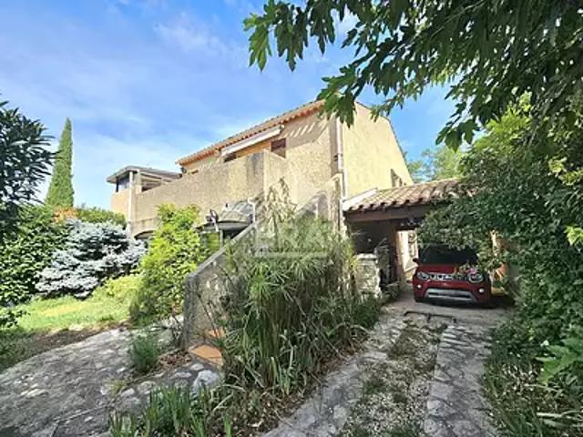 Eyguières 13430 Achat / Vente maison 6 pièces t6