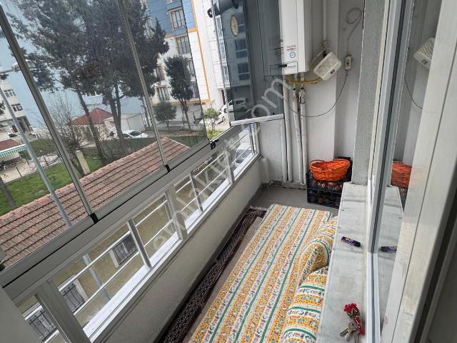 Şeyhsınan Mah Kat 2 2+1 110 M2 25 Yasında Bormalı Camı Cıvarı 2,100 Bın