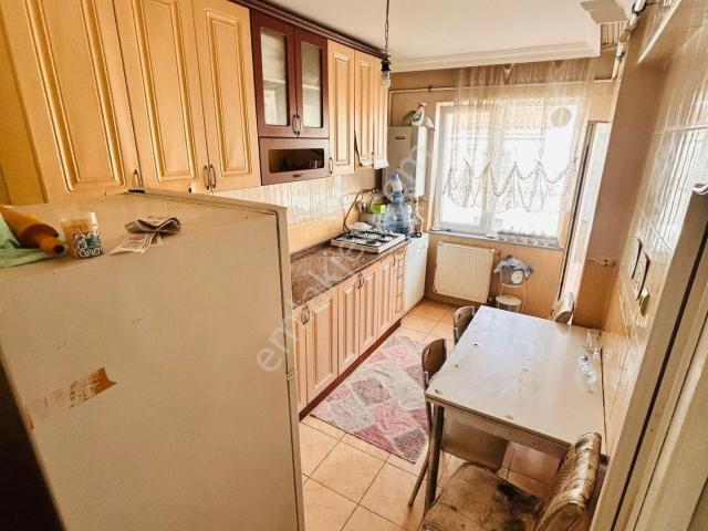 Şeyhsinan Mahallesinde 12 Yıllık 3+1/135m2 Satılık Daire!