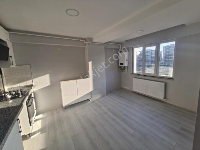 Şeyhsinan Mahallesinde Belediye Park Yanı 1+1 Satılık Daire