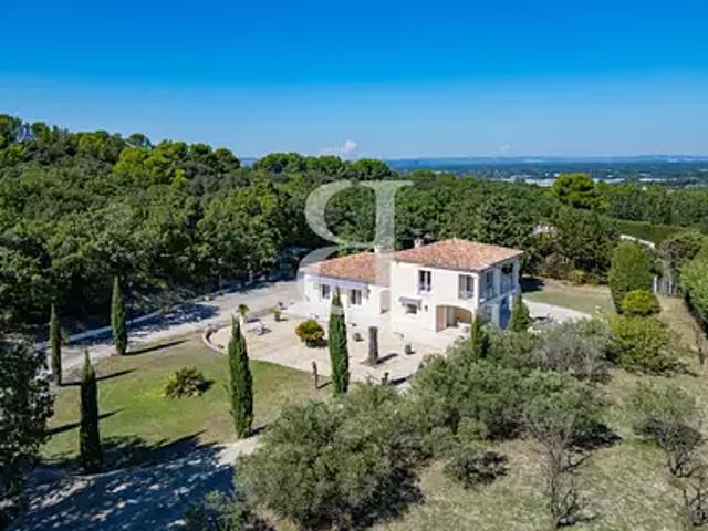Eyragues 13630 Achat / Vente maison 6 pièces t6 parking