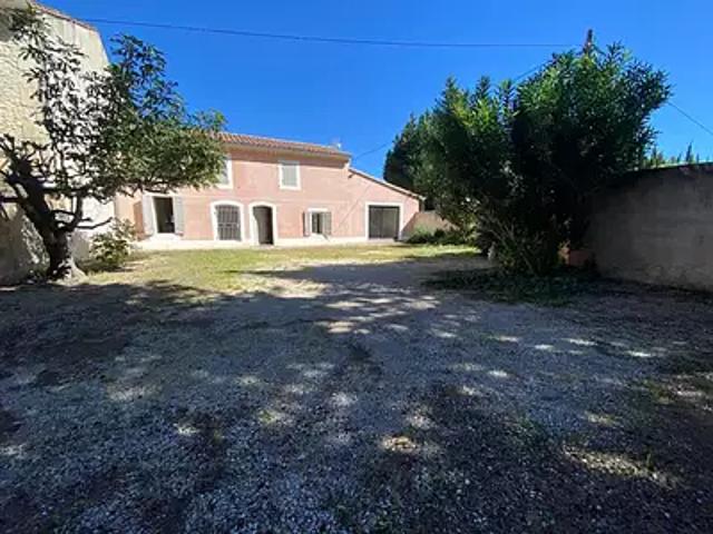 Eyragues 13630 Location maison 3 pièces t3 terrasse