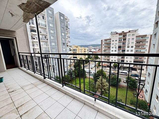 EYS'den 3+1 Arakat Site İçi Çift Asansörlü Otoparklı Çift Cephe Buca Yenigünde Satılık Daire