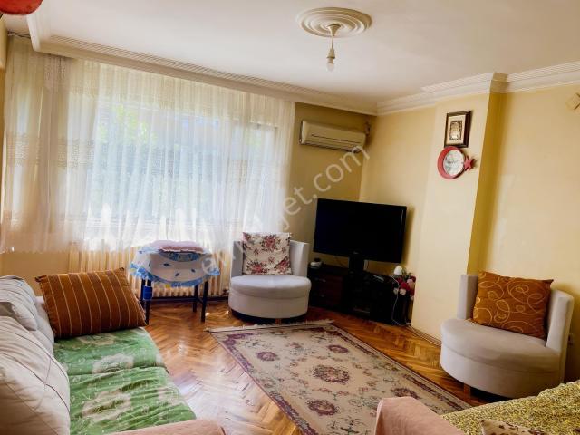Eyüp Akşemsettin Mahallesinde Site İçerisinde Satılık Daire