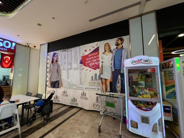 Eyüp Park Avm Yemek Katında 100 M² Satılık Dükkan Yoğun Ziyaret