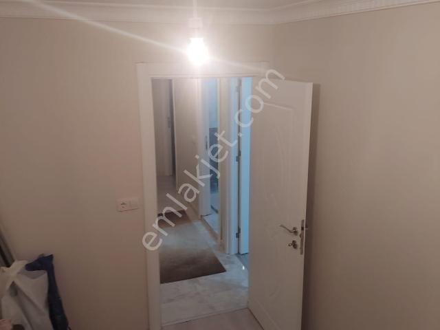 Eyüpsultan İslambeyde Satılık 2+1 80 M2 Bahçekatı Daire
