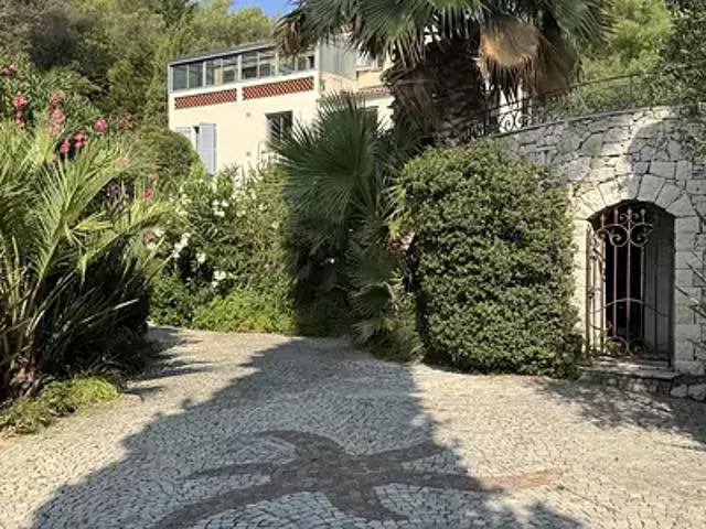Eze 06360 Achat / Vente maison 5 pièces t5