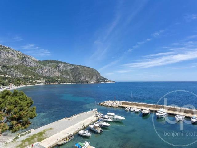 ÈZE BORD DE MER • SUPERBE PENTHOUSE DUPLEX DE 117M² PIEDS DANS L
