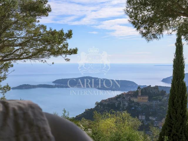 Èze – Élégante villa provençale avec vue mer exceptionnelle