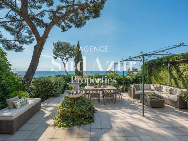 Eze: Maison mitoyenne à vendre 120m² Eze