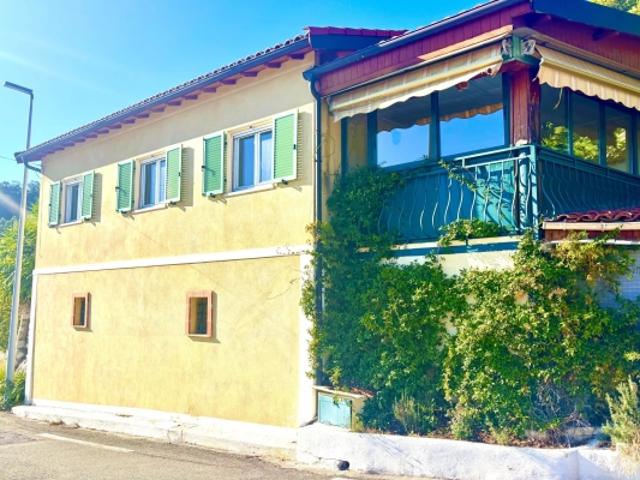 Èze Maison de 110m2 vue mer et collines avec 2 stationnements
