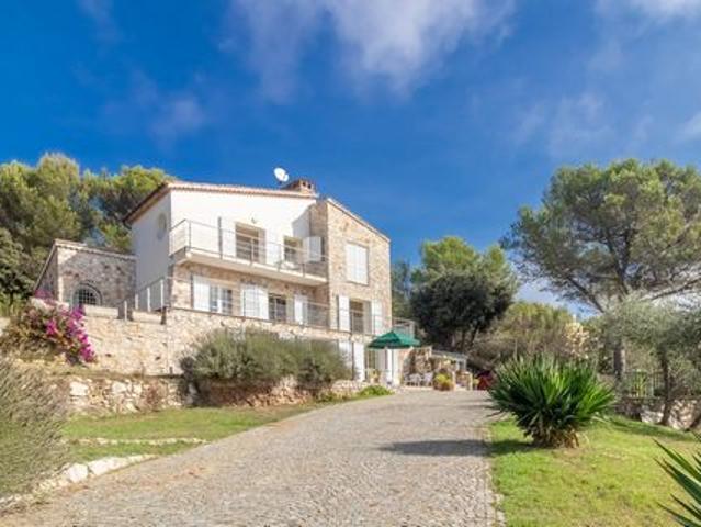 Eze, villa avec vue mer panoramique sur Saint Jean Cap Ferrat