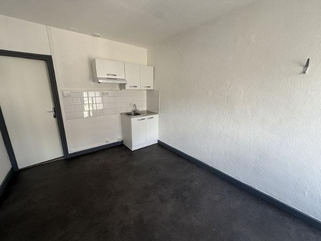 F3 53.92m ²