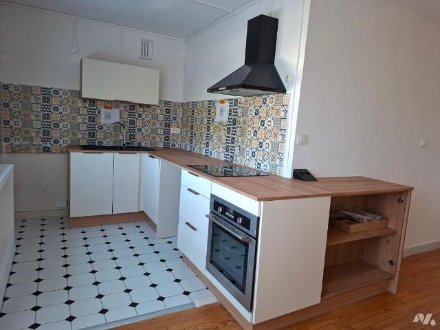 F3 56D rue des lieutenant Chauveau 71100 CHALON S/SAONE