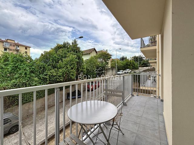 F3 79 m2 AVEC BALCON AJACCIO