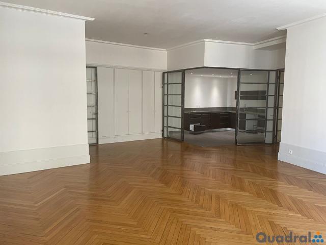 F3 1 Rue Pdt Edouard HERRIOT 69001 LYON