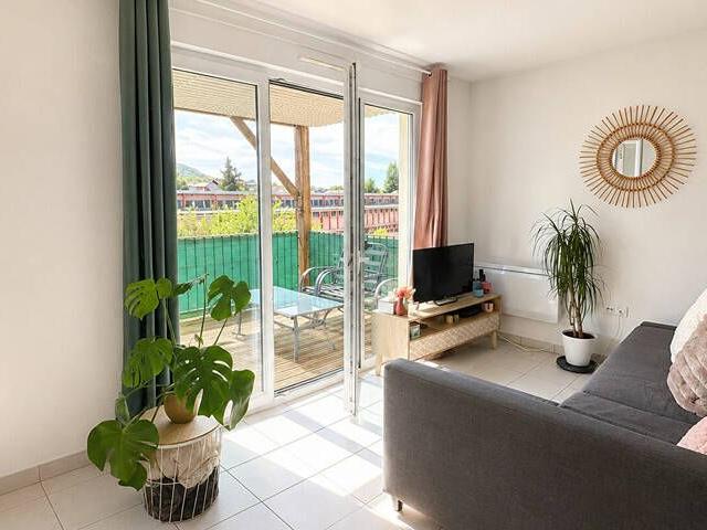 F3 à Stiring avec piscine, terrasse et places de parking Bien coup de coeur