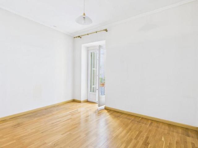 F3 A VENDRE RUE FESCH AJACCIO