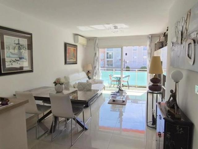 F3 CENTRE VILLE SAINT RAPHAEL
