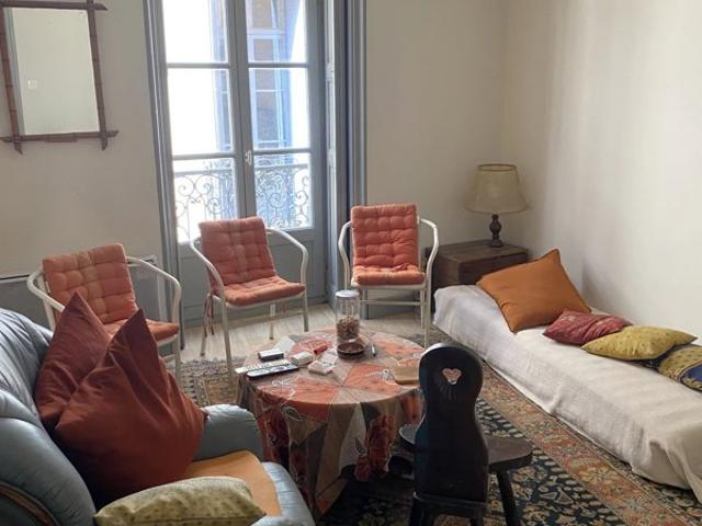 Beau T3 rue saint jean