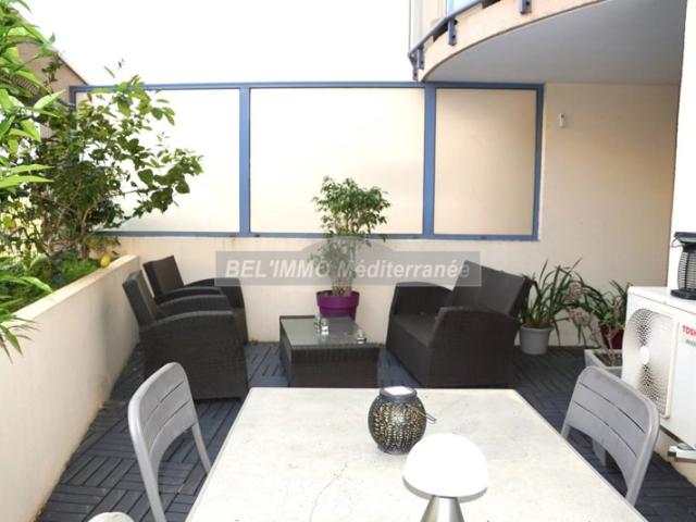 F3 de 60 m2, grande Terrasse et Loggia, Garage