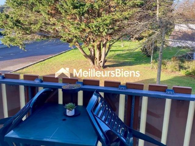 F3 en duplex + balcon+stationnement proche de LA BAULE