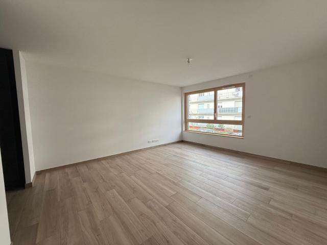 F3 lumineux 63,88 m2 avec balcon, cave et garage Saint Louis