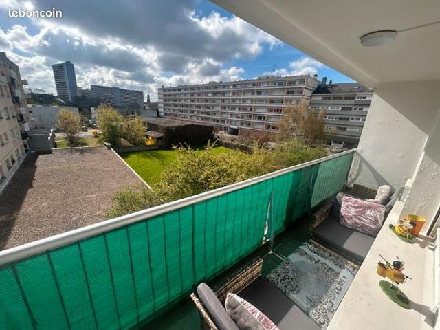 F3 Metz Devant les ponts 61m2 Balcon
