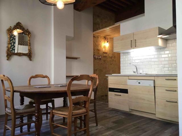 F3 MEUBLE MONTEE GOURGUILLON LYON 5