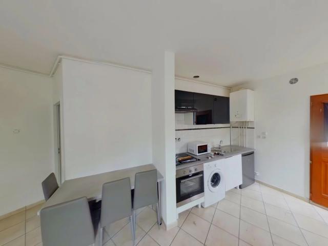 F3 MEUBLE TBE AVEC JARDIN